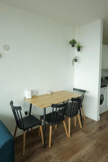 1 Bedroom City Centre Apartment Бирмингем Экстерьер фото